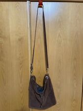 Borsa a secchiello in vera pelle scamosciata