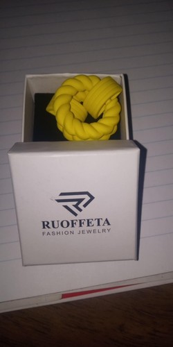 Orecchini rotondi gialli