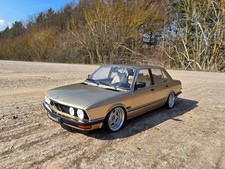 Tuning basso 1:18 BMW 528i E28
