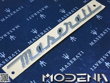 Maserati scritta bagagliaio