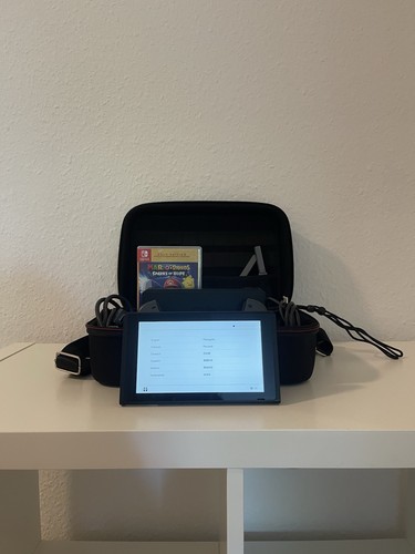 Nintendo switch console - nintendo,