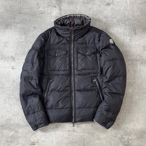 Moncler piumino uomo nero