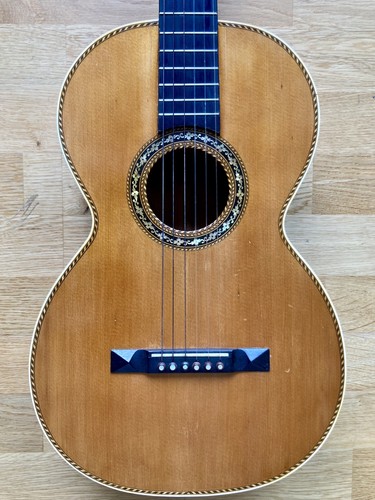 Antica chitarra salotto - da,