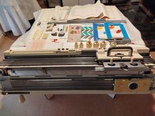 macchina da maglieria Empisal knitmaster 700