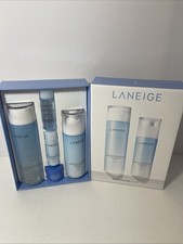 Laneige Basic Duo Set Light Essential Equilibrante Raffinatore Pelle ed Emulsione