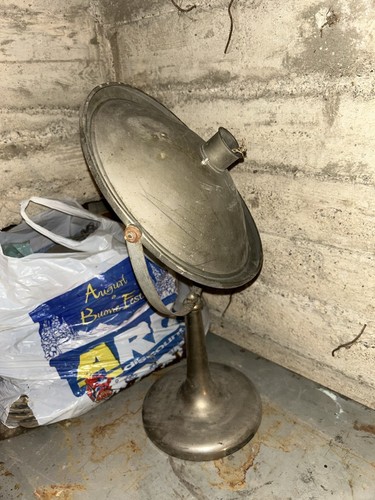 Vecchia introvabile lampada - e,