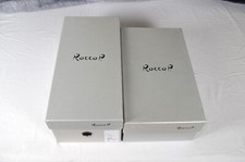 A215) Lotto 2 scatole Rocco P. vestiti e accessori