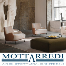 Poltrona in tessuto con piedi