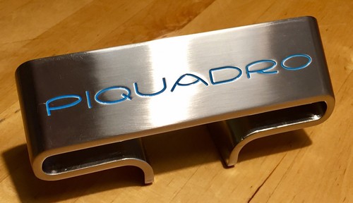 Piquadro bags display - bags, shop