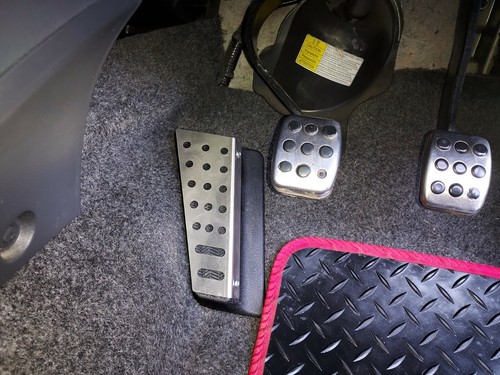 Copripiedi inox suzuki swift - copripiedi,