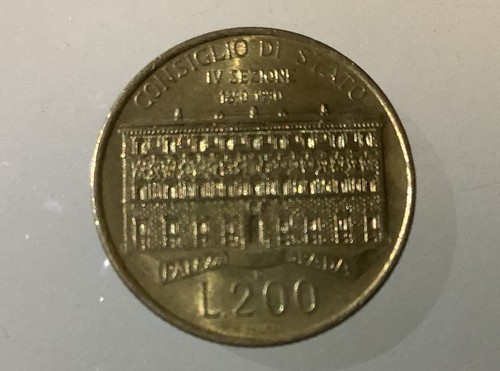 Italy 200 lire - 200,