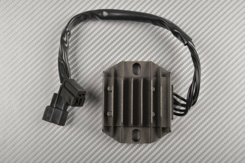 Regolatore raddrizzatore di - /,