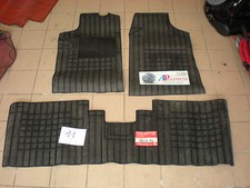SERIE TAPPETI GOMMA (CAR MATS)
