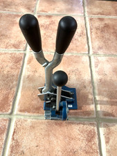 Nuovo utensile combinato