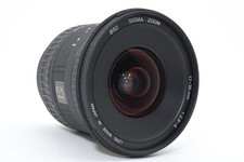 Obiettivo zoom grandangolare