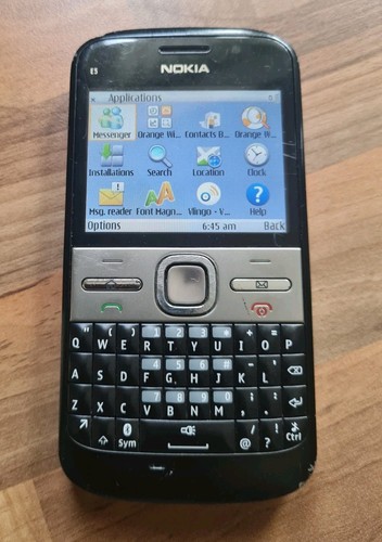 Nokia nero argento - e5-00,
