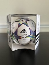 Pallone ufficiale Adidas UEFA