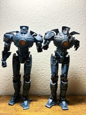 Lotto di 2 action figure NECA