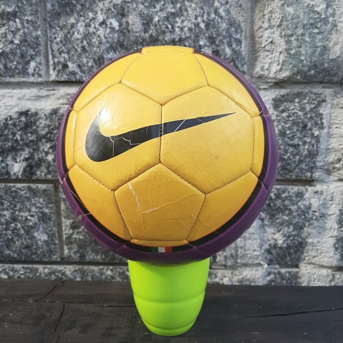 Nike total aerow - 90, hi-vis