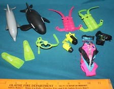Attrezzatura BARBIE OCEAN FRIENDS Keiko Orca Dolphin - pinne tuta serbatoi mattel