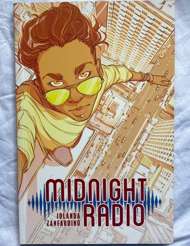Midnight radio tpb - radio, graphic