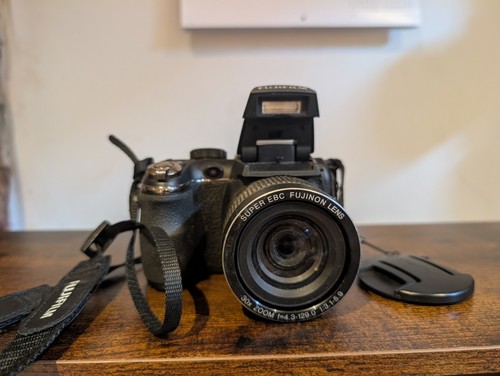 Fujifilm finepix series - s,