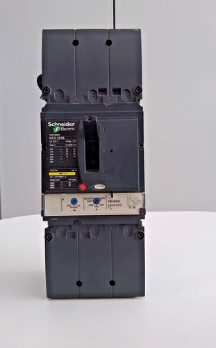Interruttore magnetotermico
