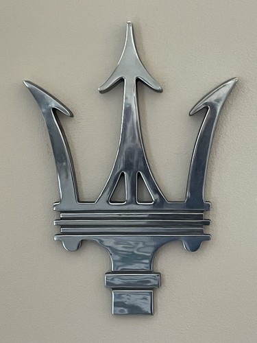 Maserati stemma alluminio - stemma,