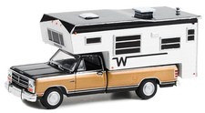 GREENLIGHT, DODGE Ram D-250 Royal SE Noir 1990 avec Winnebago camper sous bli...