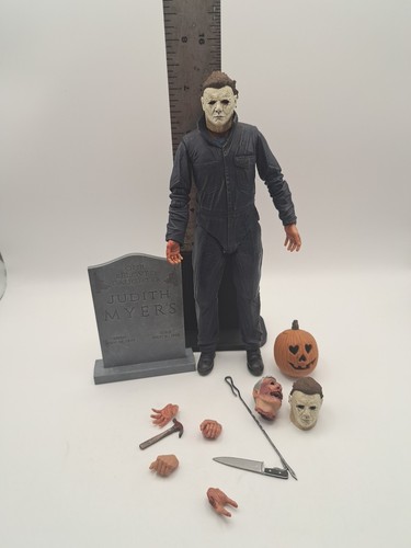 Action figure michael myers - figure,