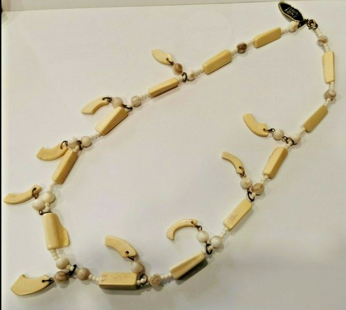 Collana osso con pendenti e - in,