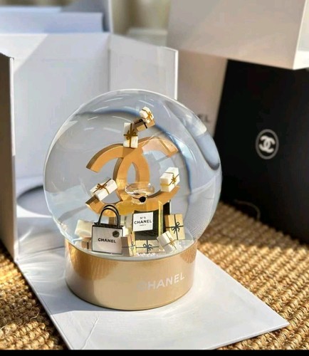 Chanel 2024 crystal ball - ball, snow