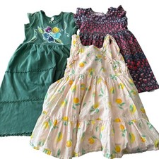 Lotto 3 abiti bambina taglia