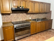 Cucina completa con stufa a gas quasi nuova