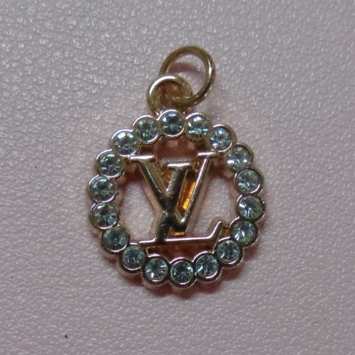 Louis vuitton - louis,