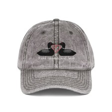 Stupido cappello canadese lupo