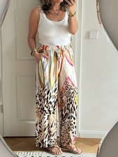 Pantaloni colorati gamba larga