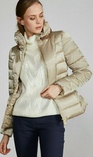 Piumino Geospirit con gioiello