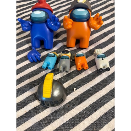 Among action figure - us, 7pc