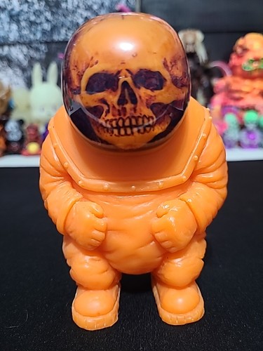 Dingy dave dead cosmonaut - dave,