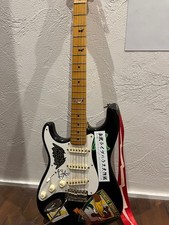 Fender Left-Hand Black