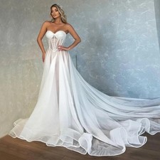 Abiti da sposa sexy scollo a cuore pieghe spazzata treno tulle abiti da sposa
