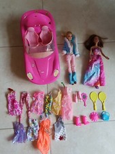 lotto 1157b macchina cabrio per bambole con Tania + amica + accessori vestiti