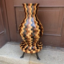 Vaso molto grande in legno