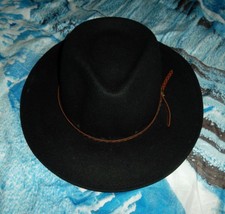 CAPPELLO IN FELTRO 100% LANA