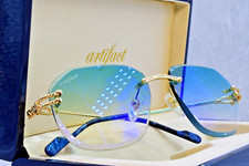 Occhiali da sole artefatto