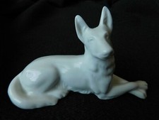 Royal Doulton  Amici Bianchi n. 1985 figura di cane Pastore Tedesco 