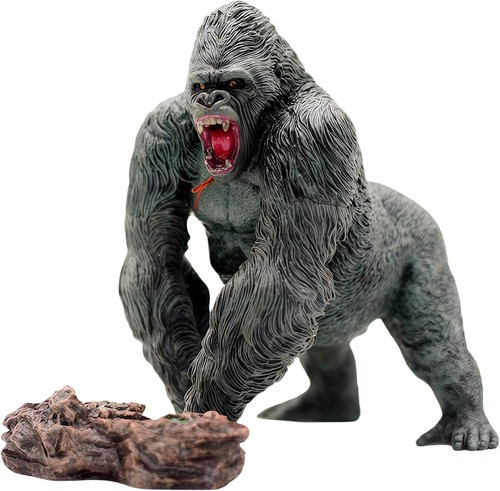 New realistic giant - new,