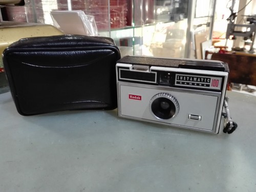 Kodak instamatic 100 - kodak,
