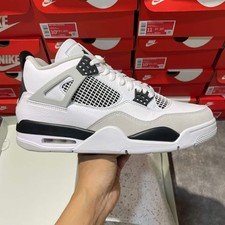 Nike Jordan 4 Military Black